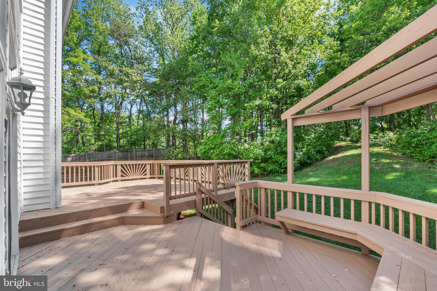 5325 SANDY POINT LN, CLIFTON, Virginia 20124, 4 Bedrooms Bedrooms, ,3 BathroomsBathrooms,Residential,For sale,5325 SANDY POINT LN,VAFX2234230 MLS # VAFX2234230