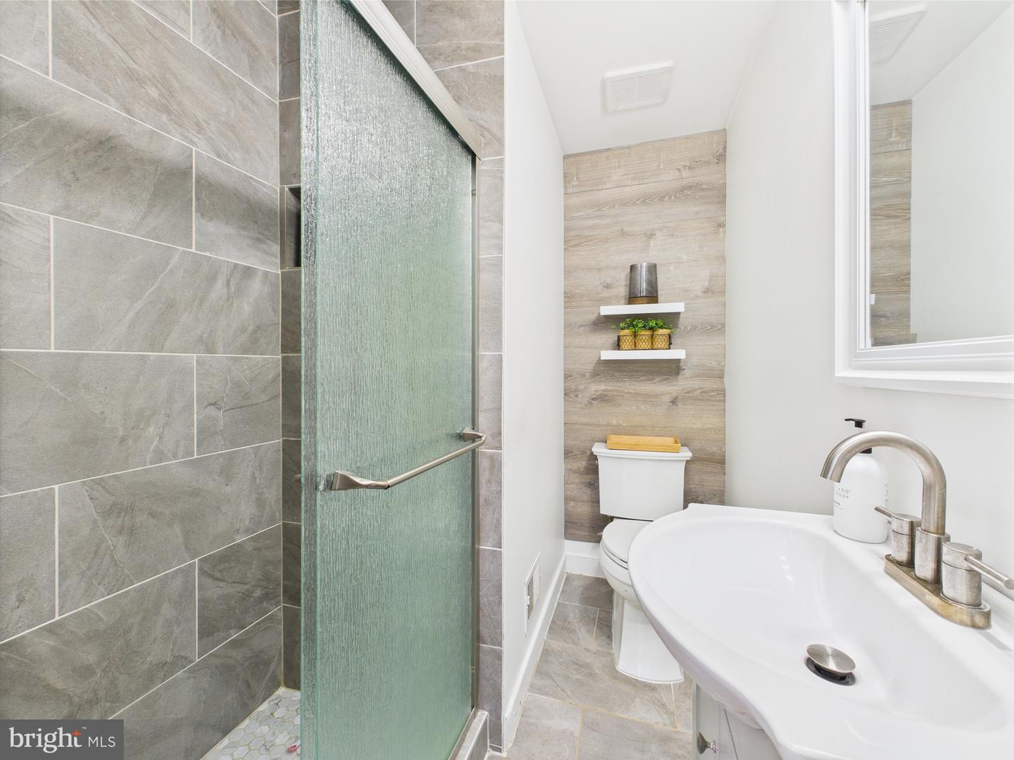 14904 SIMMONS GROVE DR, HAYMARKET, Virginia 20169, 5 Bedrooms Bedrooms, ,4 BathroomsBathrooms,Residential,For sale,14904 SIMMONS GROVE DR,VAPW2091864 MLS # VAPW2091864