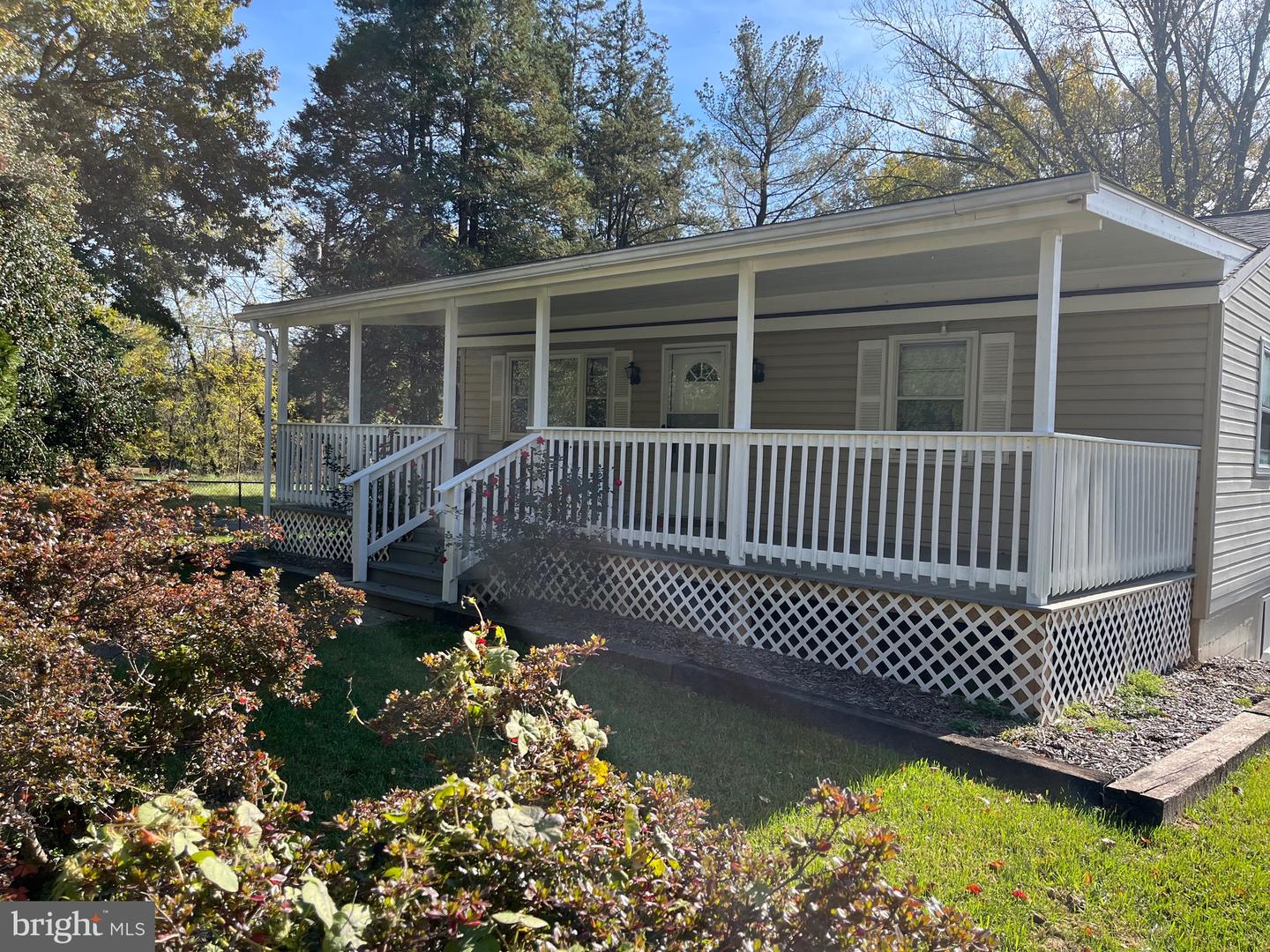 39901 CATOCTIN RIDGE ST, PAEONIAN SPRINGS, Virginia 20129, 2 Bedrooms Bedrooms, ,2 BathroomsBathrooms,Residential,For sale,39901 CATOCTIN RIDGE ST,VALO2093914 MLS # VALO2093914