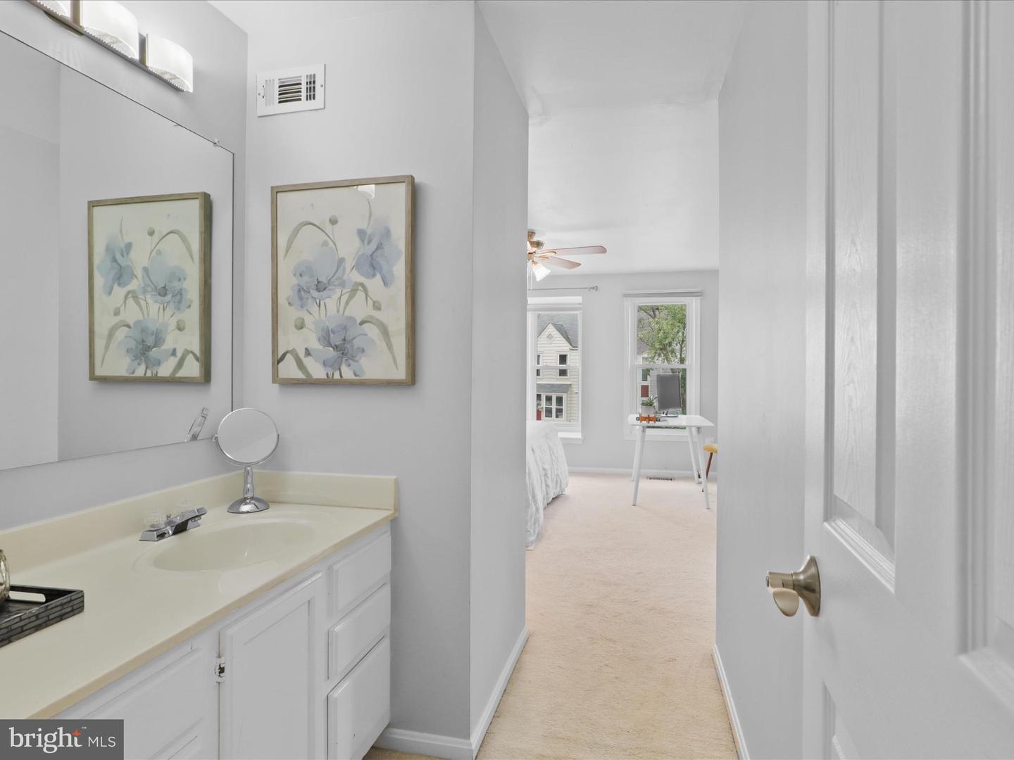 2161 WHISPER WAY, RESTON, Virginia 20191, 3 Bedrooms Bedrooms, ,2 BathroomsBathrooms,Residential,For sale,2161 WHISPER WAY,VAFX2234000 MLS # VAFX2234000