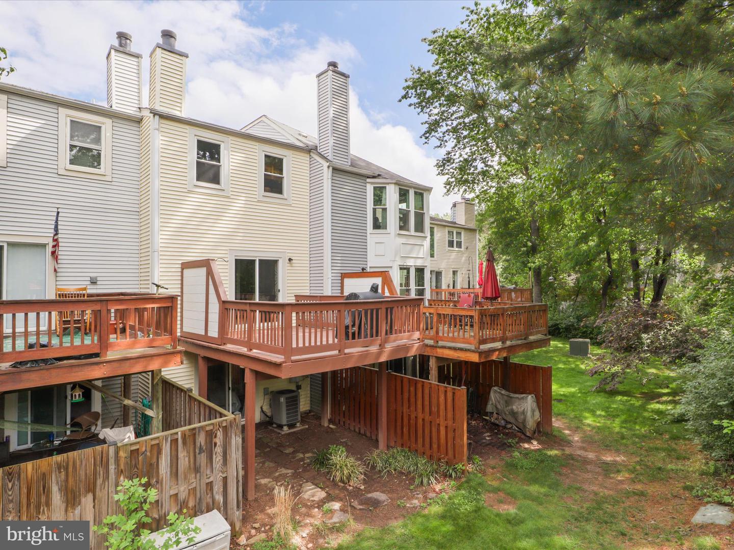 2161 WHISPER WAY, RESTON, Virginia 20191, 3 Bedrooms Bedrooms, ,2 BathroomsBathrooms,Residential,For sale,2161 WHISPER WAY,VAFX2234000 MLS # VAFX2234000