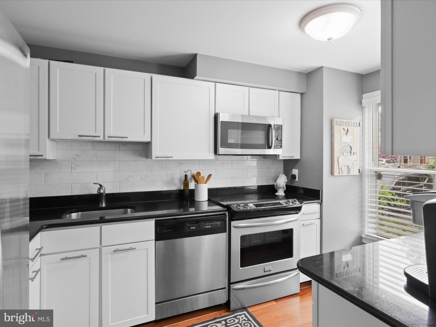 2161 WHISPER WAY, RESTON, Virginia 20191, 3 Bedrooms Bedrooms, ,2 BathroomsBathrooms,Residential,For sale,2161 WHISPER WAY,VAFX2234000 MLS # VAFX2234000