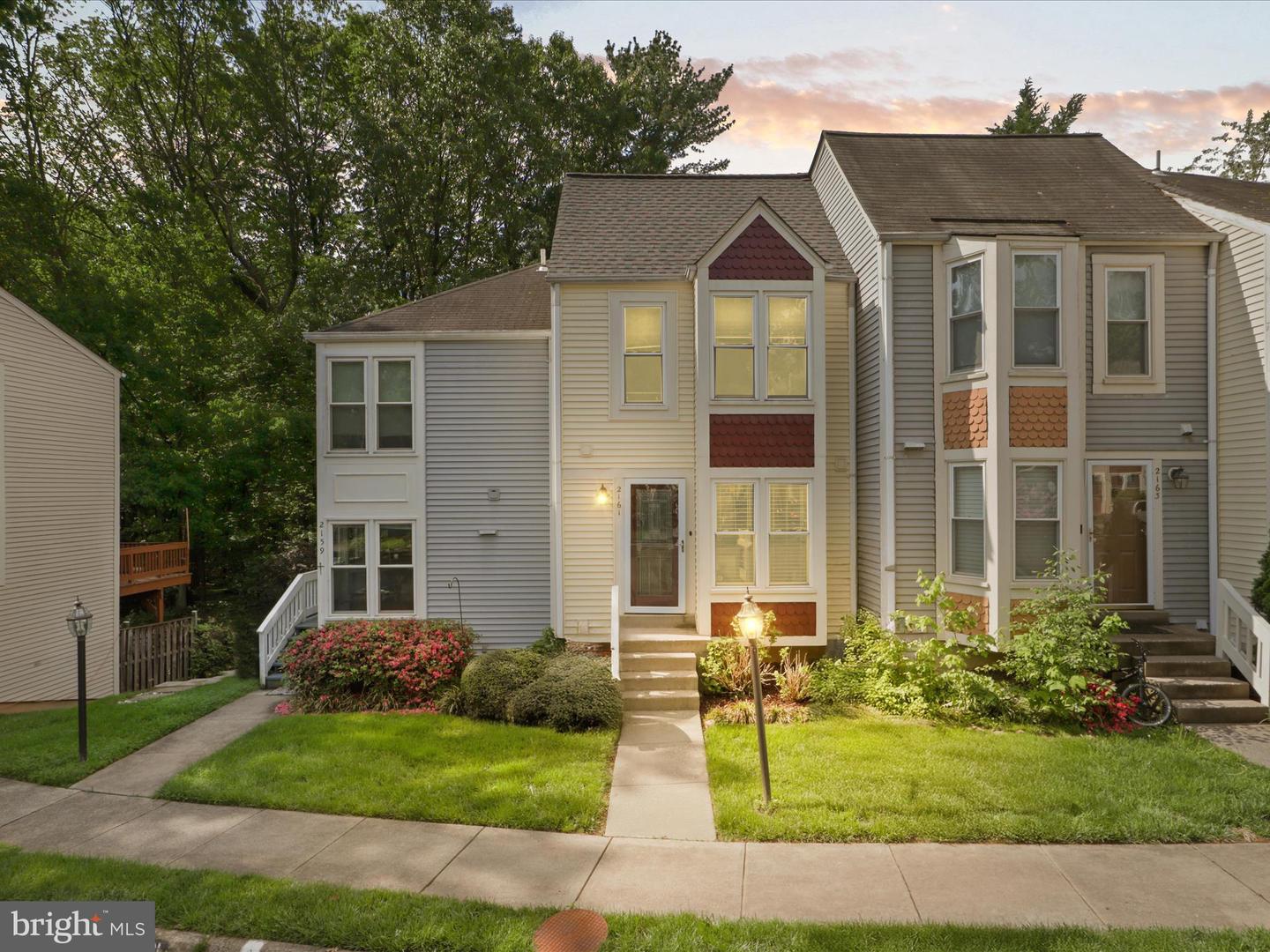 2161 WHISPER WAY, RESTON, Virginia 20191, 3 Bedrooms Bedrooms, ,2 BathroomsBathrooms,Residential,For sale,2161 WHISPER WAY,VAFX2234000 MLS # VAFX2234000