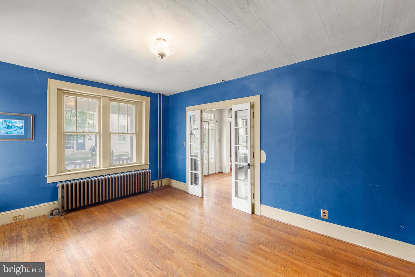 5342 MAIN ST, STEPHENS CITY, Virginia 22655, 5 Bedrooms Bedrooms, ,1 BathroomBathrooms,Residential,For sale,5342 MAIN ST,VAFV2033442 MLS # VAFV2033442