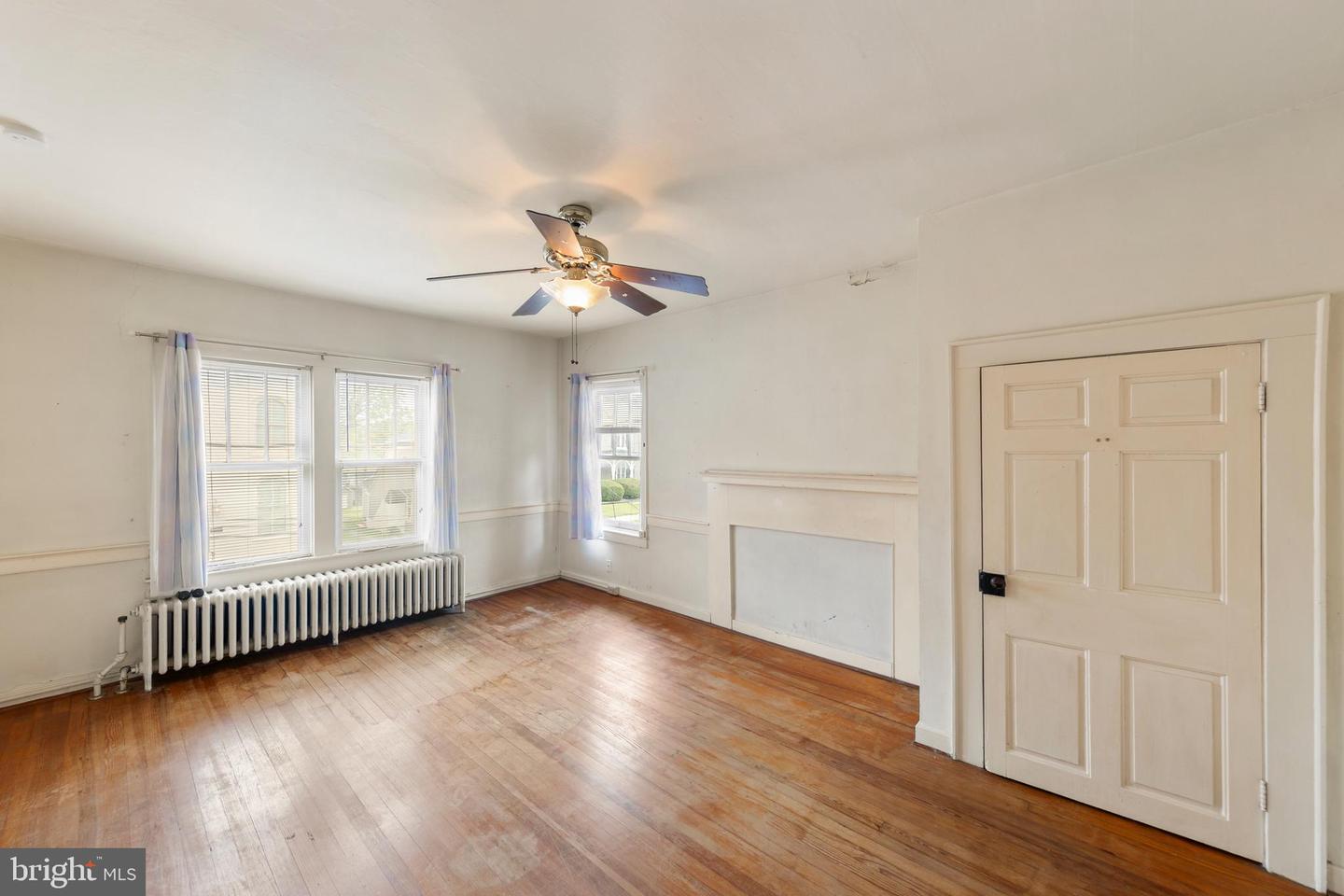 5342 MAIN ST, STEPHENS CITY, Virginia 22655, 5 Bedrooms Bedrooms, ,1 BathroomBathrooms,Residential,For sale,5342 MAIN ST,VAFV2033442 MLS # VAFV2033442