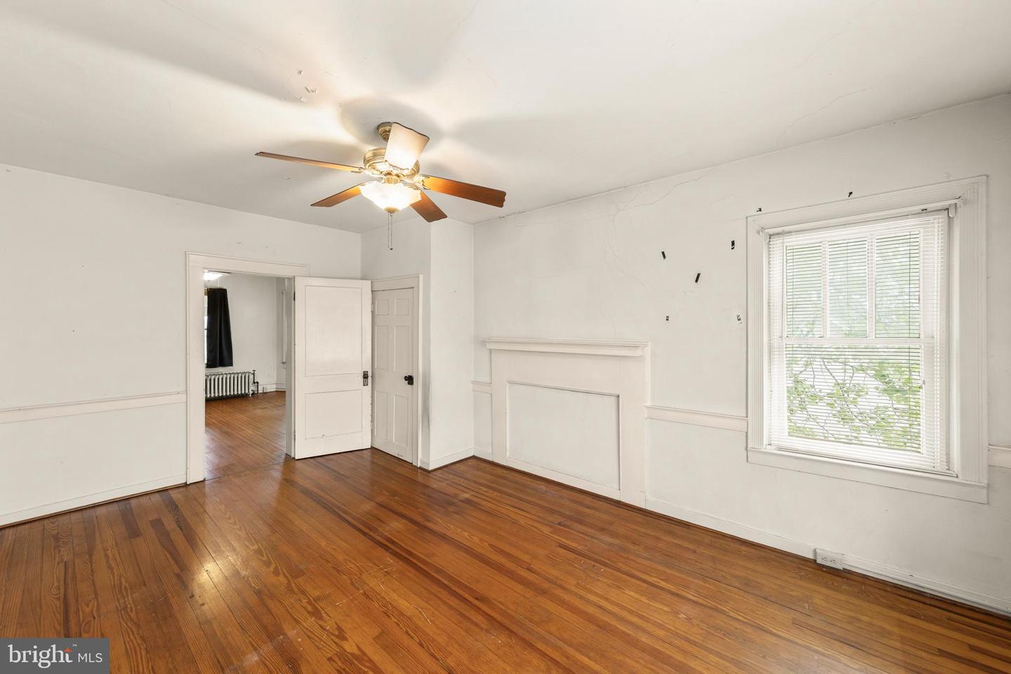 5342 MAIN ST, STEPHENS CITY, Virginia 22655, 5 Bedrooms Bedrooms, ,1 BathroomBathrooms,Residential,For sale,5342 MAIN ST,VAFV2033442 MLS # VAFV2033442