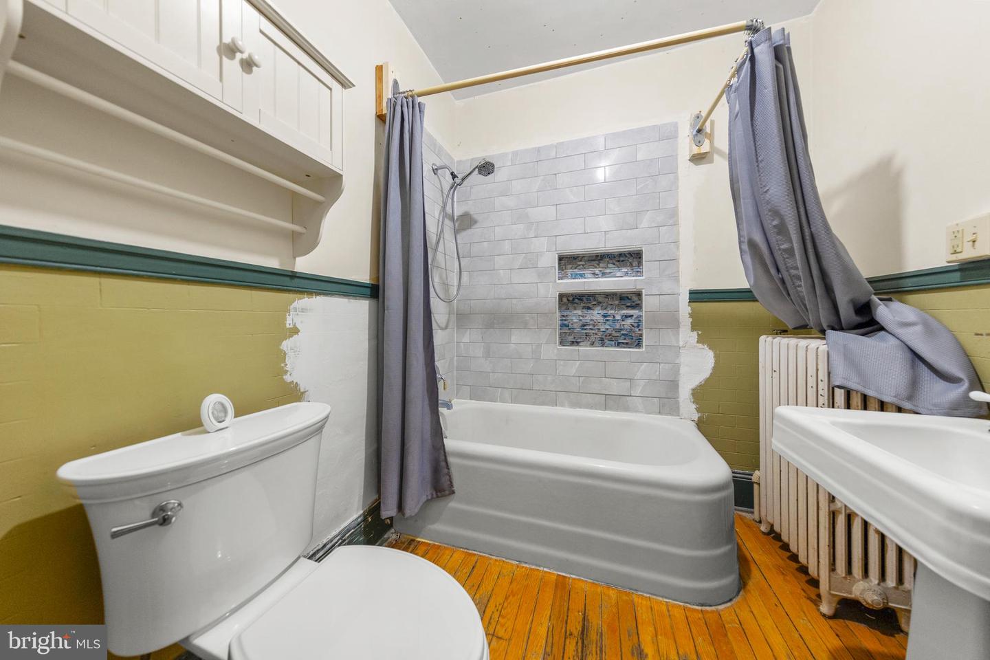 5342 MAIN ST, STEPHENS CITY, Virginia 22655, 5 Bedrooms Bedrooms, ,1 BathroomBathrooms,Residential,For sale,5342 MAIN ST,VAFV2033442 MLS # VAFV2033442
