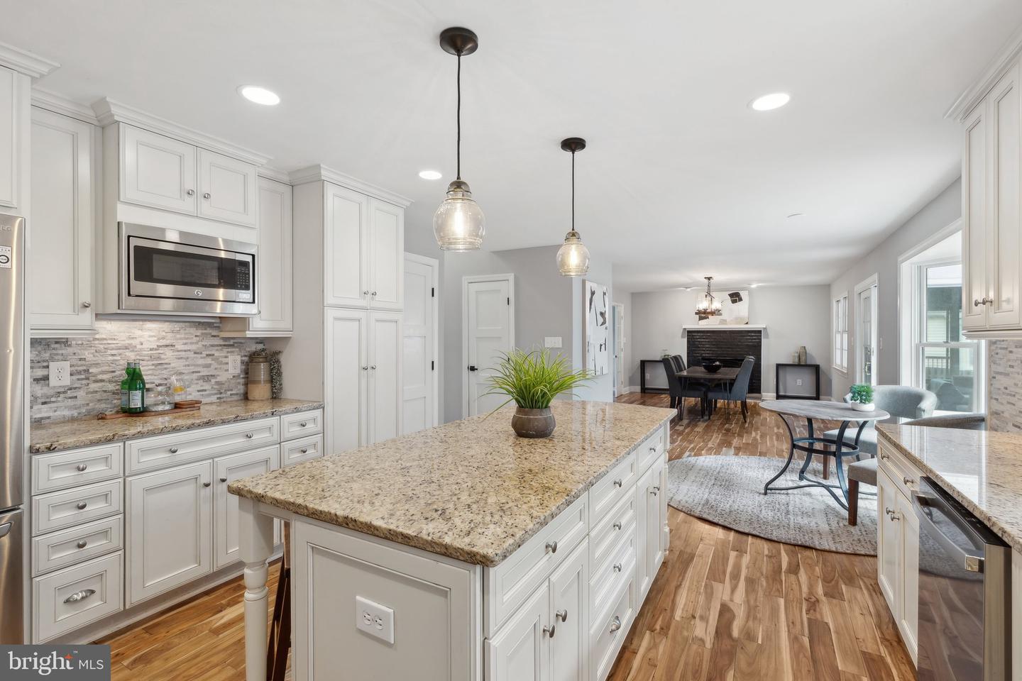 13126 PELMIRA RIDGE CT, HERNDON, Virginia 20171, 5 Bedrooms Bedrooms, ,3 BathroomsBathrooms,Residential,For sale,13126 PELMIRA RIDGE CT,VAFX2234008 MLS # VAFX2234008