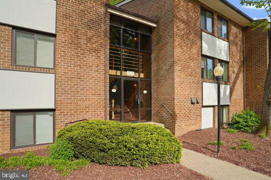 1521 NORTHGATE SQ #21-C, RESTON, Virginia 20190, 3 Bedrooms Bedrooms, 6 Rooms Rooms,2 BathroomsBathrooms,Residential,For sale,1521 NORTHGATE SQ #21-C,VAFX2234166 MLS # VAFX2234166