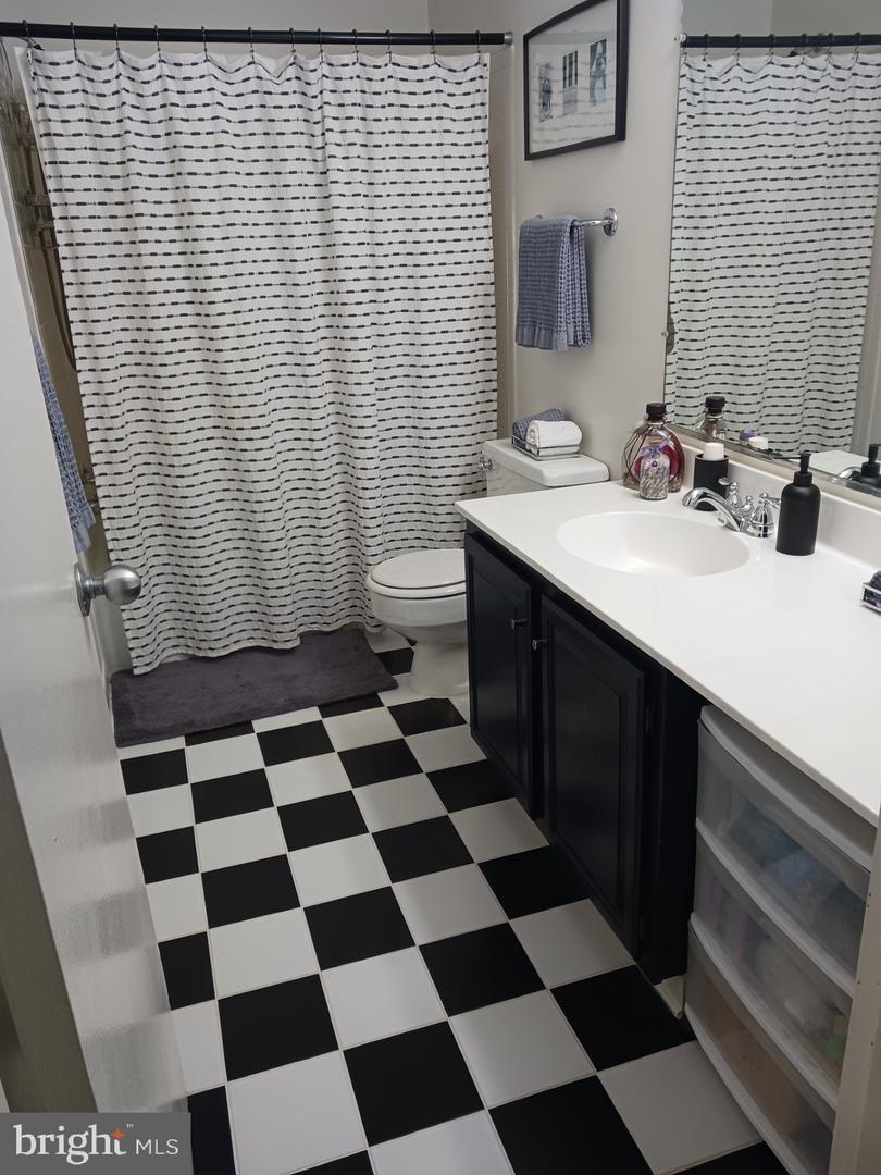 1521 NORTHGATE SQ #21-C, RESTON, Virginia 20190, 3 Bedrooms Bedrooms, 6 Rooms Rooms,2 BathroomsBathrooms,Residential,For sale,1521 NORTHGATE SQ #21-C,VAFX2234166 MLS # VAFX2234166