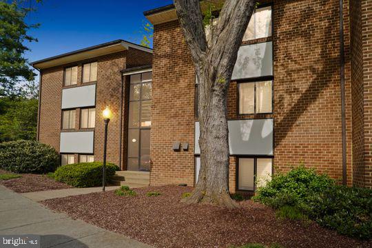 1521 NORTHGATE SQ #21-C, RESTON, Virginia 20190, 3 Bedrooms Bedrooms, 6 Rooms Rooms,2 BathroomsBathrooms,Residential,For sale,1521 NORTHGATE SQ #21-C,VAFX2234166 MLS # VAFX2234166
