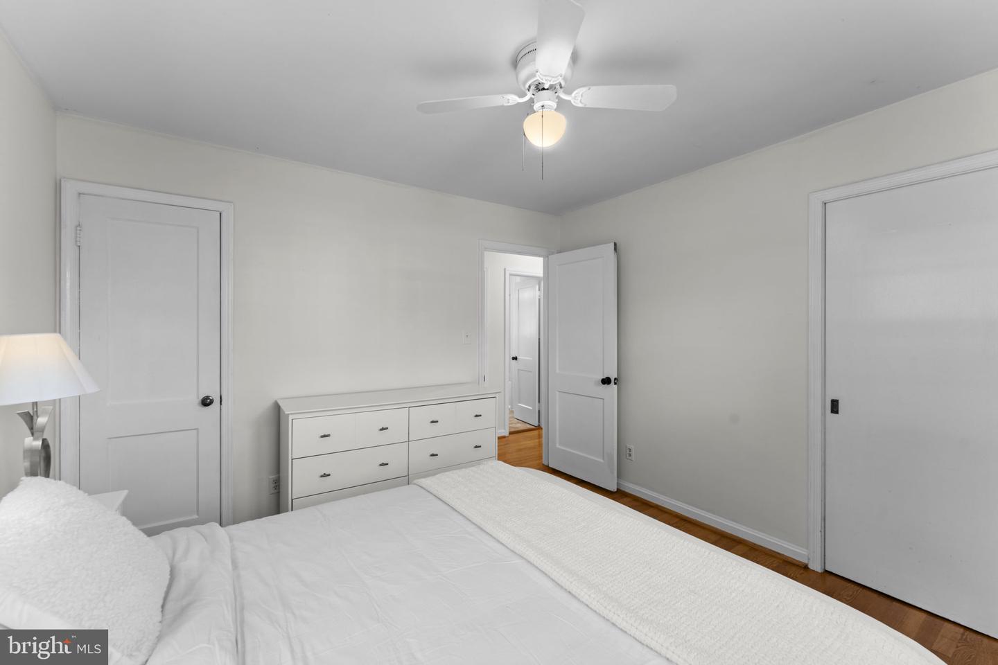2814 JAMES DR, ALEXANDRIA, Virginia 22303, 3 Bedrooms Bedrooms, ,2 BathroomsBathrooms,Residential,For sale,2814 JAMES DR,VAFX2234316 MLS # VAFX2234316