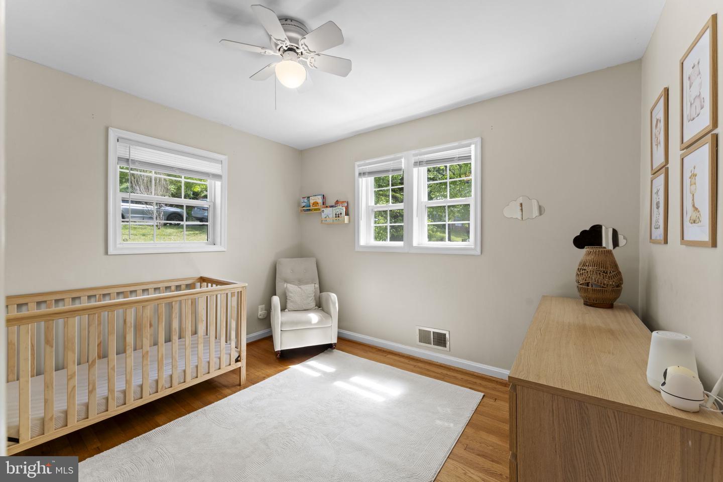 2814 JAMES DR, ALEXANDRIA, Virginia 22303, 3 Bedrooms Bedrooms, ,2 BathroomsBathrooms,Residential,For sale,2814 JAMES DR,VAFX2234316 MLS # VAFX2234316