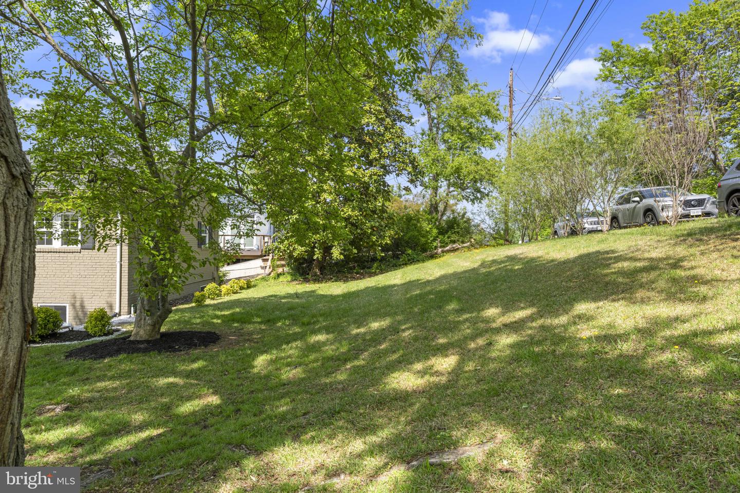 2814 JAMES DR, ALEXANDRIA, Virginia 22303, 3 Bedrooms Bedrooms, ,2 BathroomsBathrooms,Residential,For sale,2814 JAMES DR,VAFX2234316 MLS # VAFX2234316