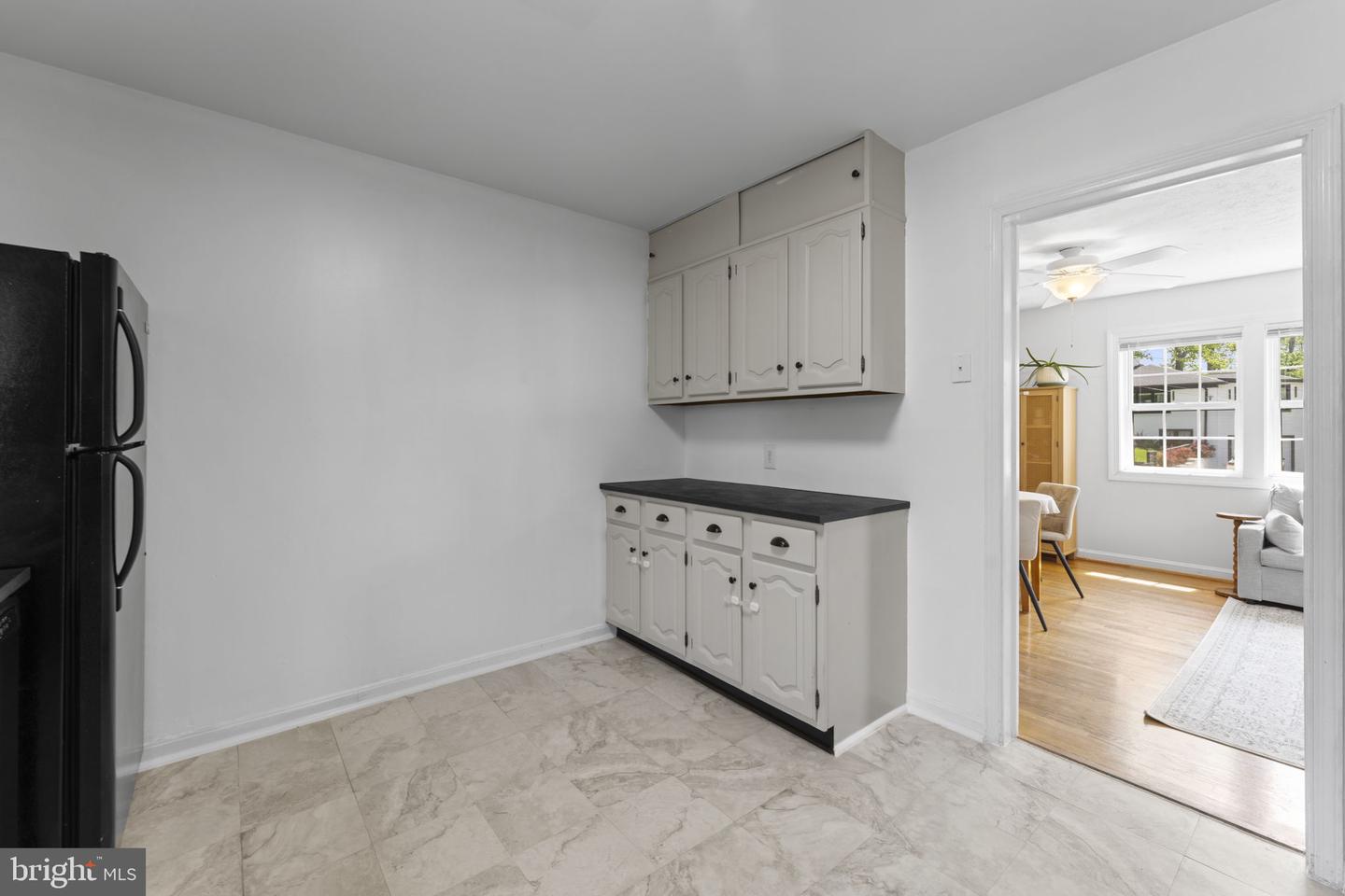 2814 JAMES DR, ALEXANDRIA, Virginia 22303, 3 Bedrooms Bedrooms, ,2 BathroomsBathrooms,Residential,For sale,2814 JAMES DR,VAFX2234316 MLS # VAFX2234316