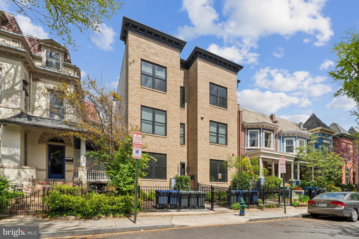 1485 MONROE ST NW #1, WASHINGTON, District Of Columbia 20010, 2 Bedrooms Bedrooms, ,2 BathroomsBathrooms,Residential,For sale,1485 MONROE ST NW #1,DCDC2195768 MLS # DCDC2195768