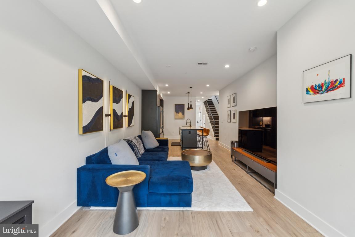 1485 MONROE ST NW #1, WASHINGTON, District Of Columbia 20010, 2 Bedrooms Bedrooms, ,2 BathroomsBathrooms,Residential,For sale,1485 MONROE ST NW #1,DCDC2195768 MLS # DCDC2195768