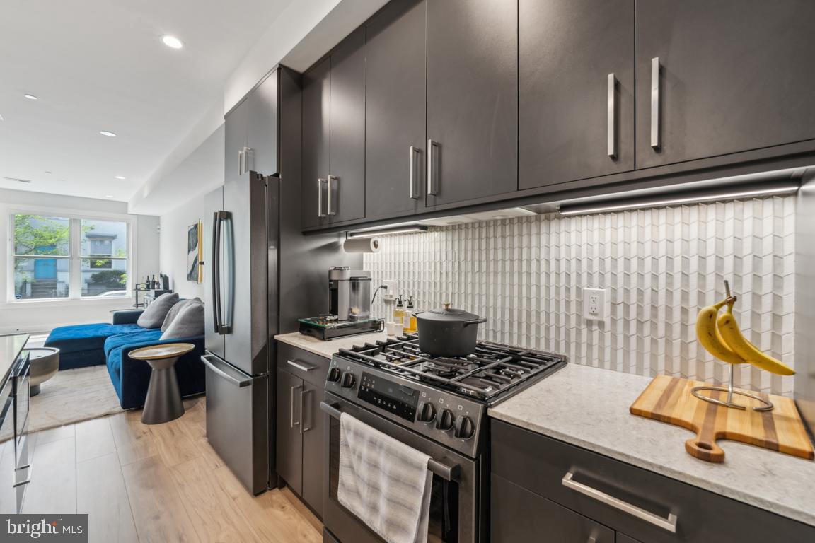 1485 MONROE ST NW #1, WASHINGTON, District Of Columbia 20010, 2 Bedrooms Bedrooms, ,2 BathroomsBathrooms,Residential,For sale,1485 MONROE ST NW #1,DCDC2195768 MLS # DCDC2195768