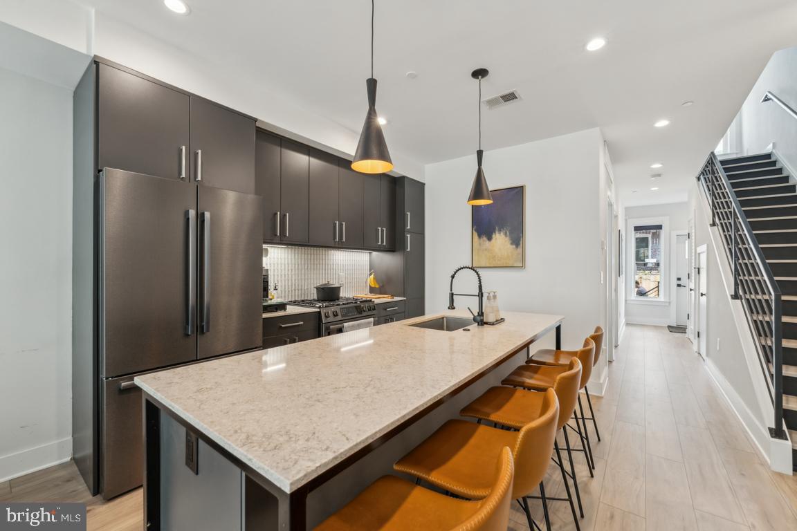 1485 MONROE ST NW #1, WASHINGTON, District Of Columbia 20010, 2 Bedrooms Bedrooms, ,2 BathroomsBathrooms,Residential,For sale,1485 MONROE ST NW #1,DCDC2195768 MLS # DCDC2195768