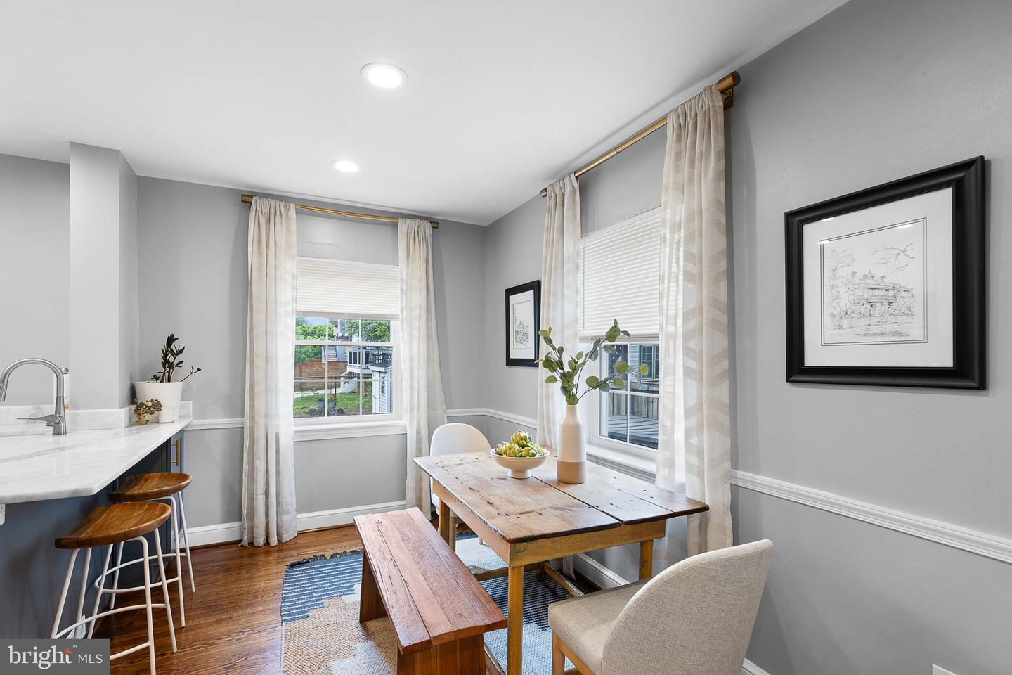 1228 N LINCOLN ST, ARLINGTON, Virginia 22201, 3 Bedrooms Bedrooms, ,2 BathroomsBathrooms,Residential,For sale,1228 N LINCOLN ST,VAAR2056166 MLS # VAAR2056166