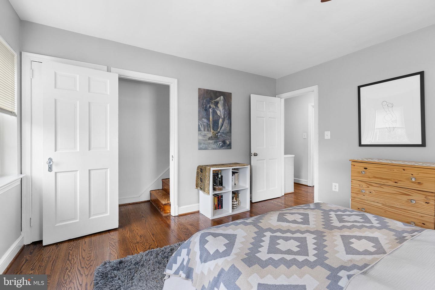 1228 N LINCOLN ST, ARLINGTON, Virginia 22201, 3 Bedrooms Bedrooms, ,2 BathroomsBathrooms,Residential,For sale,1228 N LINCOLN ST,VAAR2056166 MLS # VAAR2056166