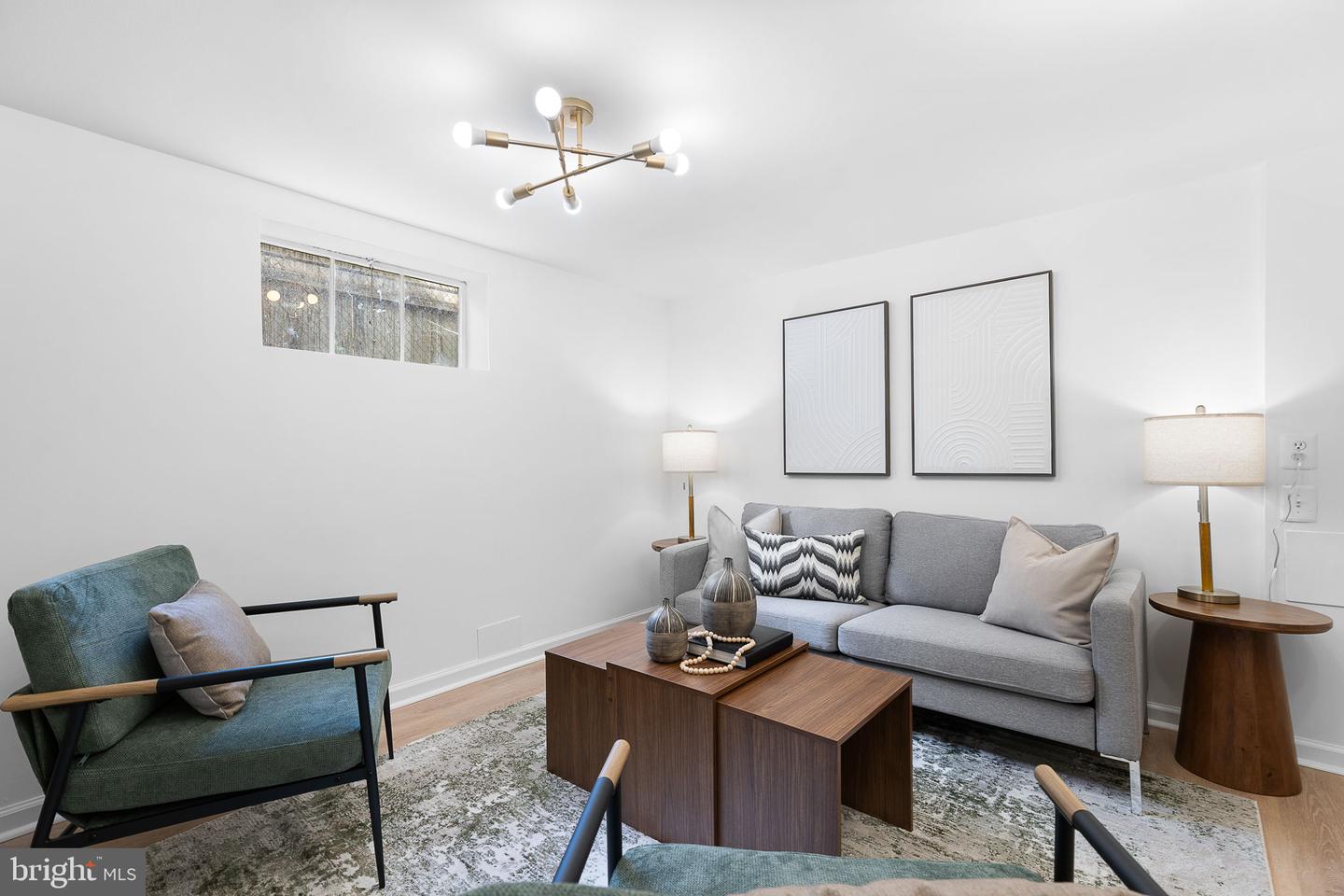 1228 N LINCOLN ST, ARLINGTON, Virginia 22201, 3 Bedrooms Bedrooms, ,2 BathroomsBathrooms,Residential,For sale,1228 N LINCOLN ST,VAAR2056166 MLS # VAAR2056166
