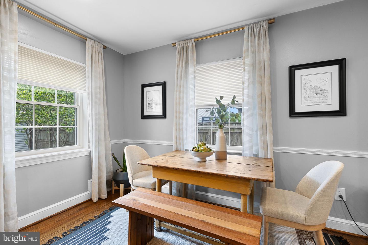 1228 N LINCOLN ST, ARLINGTON, Virginia 22201, 3 Bedrooms Bedrooms, ,2 BathroomsBathrooms,Residential,For sale,1228 N LINCOLN ST,VAAR2056166 MLS # VAAR2056166