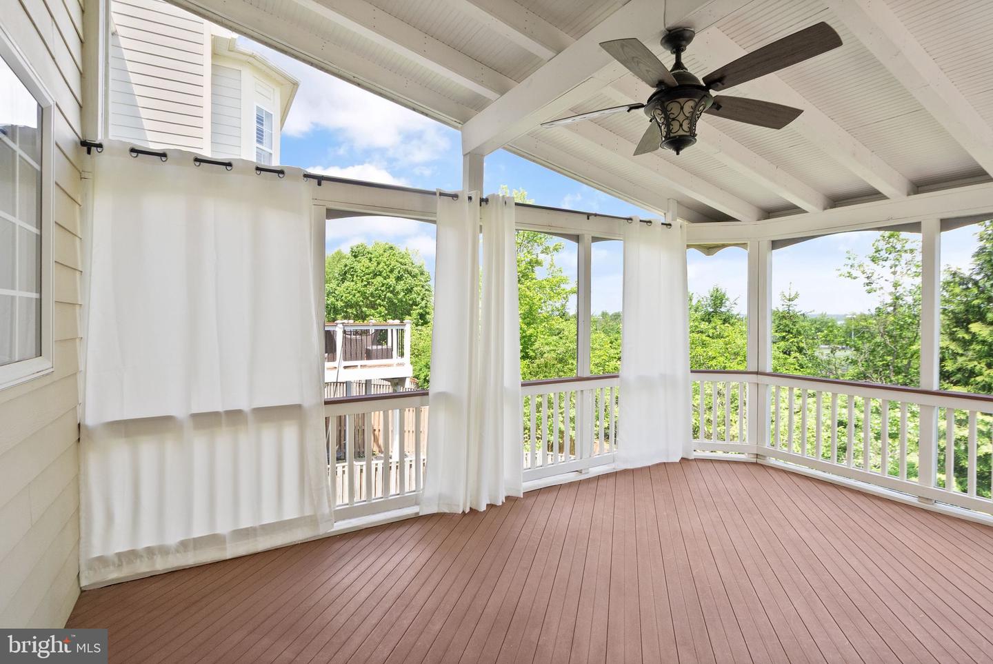 43750 LEES MILL SQ, LEESBURG, Virginia 20176, 3 Bedrooms Bedrooms, ,3 BathroomsBathrooms,Residential,For sale,43750 LEES MILL SQ,VALO2094240 MLS # VALO2094240