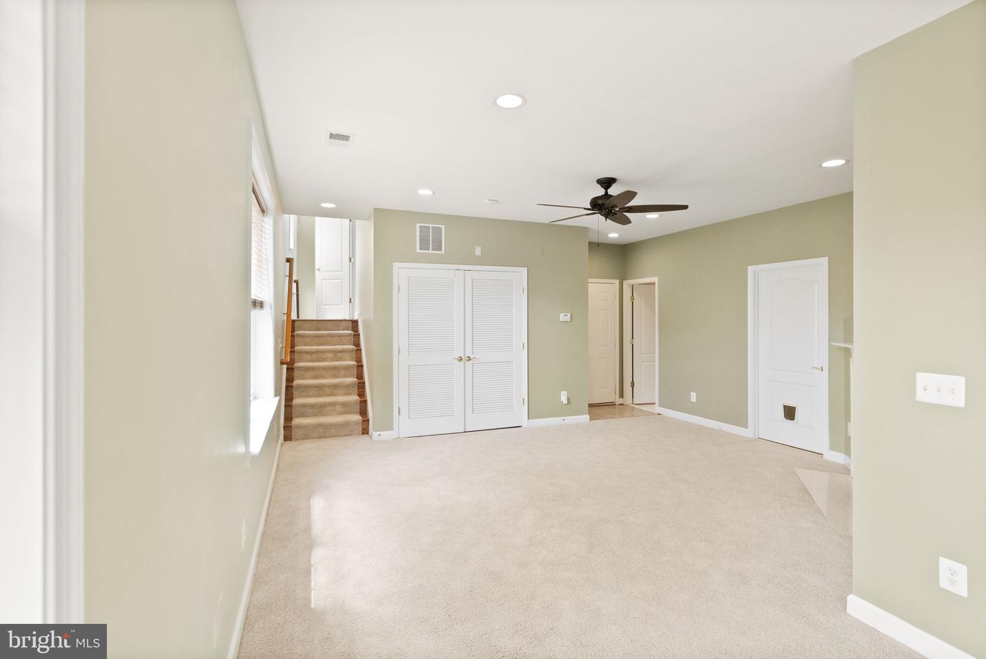 43750 LEES MILL SQ, LEESBURG, Virginia 20176, 3 Bedrooms Bedrooms, ,3 BathroomsBathrooms,Residential,For sale,43750 LEES MILL SQ,VALO2094240 MLS # VALO2094240