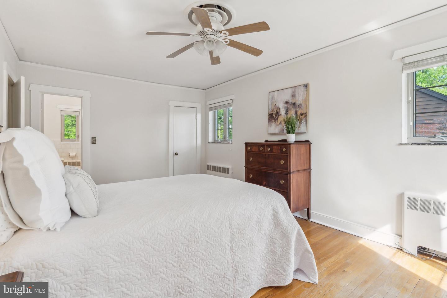 1308 BROOKLAND PKWY, RICHMOND, Virginia 23227, 3 Bedrooms Bedrooms, ,3 BathroomsBathrooms,Residential,For sale,1308 BROOKLAND PKWY,VARC2000656 MLS # VARC2000656
