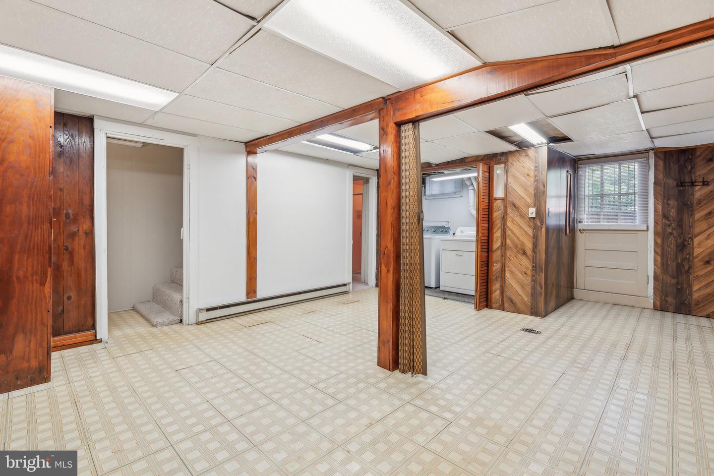 1308 BROOKLAND PKWY, RICHMOND, Virginia 23227, 3 Bedrooms Bedrooms, ,3 BathroomsBathrooms,Residential,For sale,1308 BROOKLAND PKWY,VARC2000656 MLS # VARC2000656