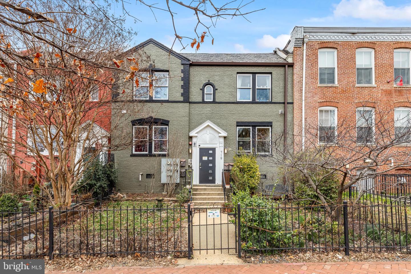 719 12TH ST SE #2, WASHINGTON, District Of Columbia 20003, 2 Bedrooms Bedrooms, ,2 BathroomsBathrooms,Residential,For sale,719 12TH ST SE #2,DCDC2196108 MLS # DCDC2196108