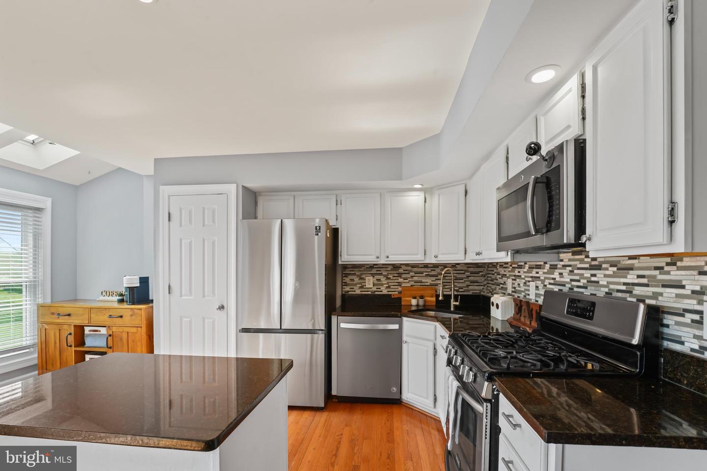 15575 LEBOURGET CT, WOODBRIDGE, Virginia 22193, 4 Bedrooms Bedrooms, ,3 BathroomsBathrooms,Residential,For sale,15575 LEBOURGET CT,VAPW2092212 MLS # VAPW2092212
