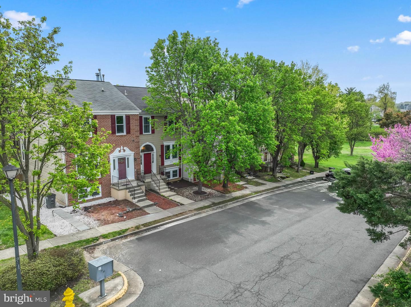 15575 LEBOURGET CT, WOODBRIDGE, Virginia 22193, 4 Bedrooms Bedrooms, ,3 BathroomsBathrooms,Residential,For sale,15575 LEBOURGET CT,VAPW2092212 MLS # VAPW2092212