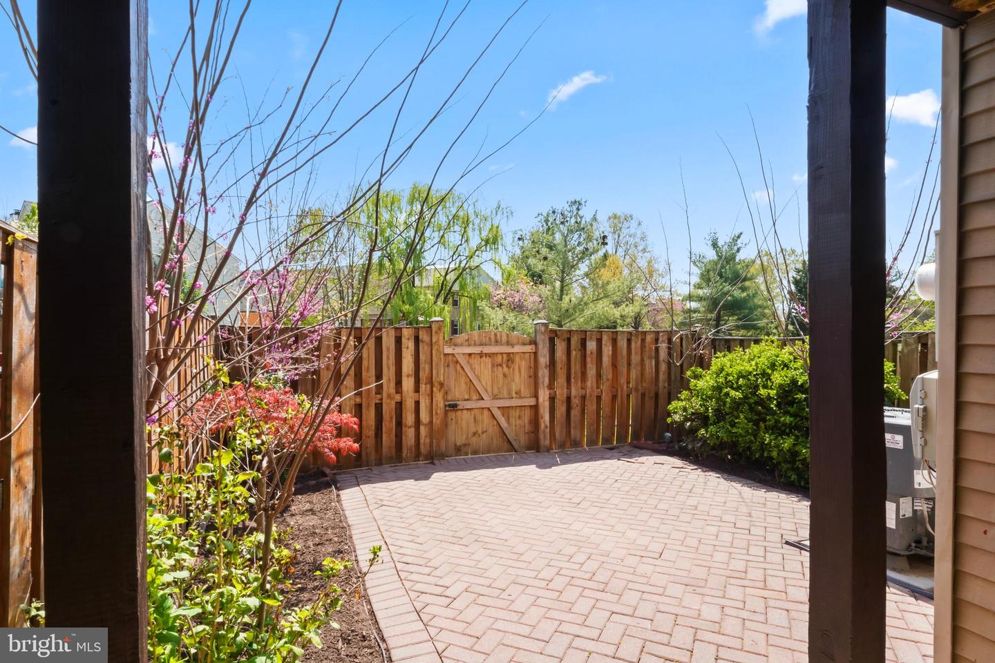15575 LEBOURGET CT, WOODBRIDGE, Virginia 22193, 4 Bedrooms Bedrooms, ,3 BathroomsBathrooms,Residential,For sale,15575 LEBOURGET CT,VAPW2092212 MLS # VAPW2092212