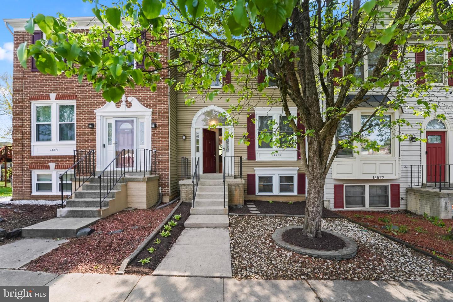 15575 LEBOURGET CT, WOODBRIDGE, Virginia 22193, 4 Bedrooms Bedrooms, ,3 BathroomsBathrooms,Residential,For sale,15575 LEBOURGET CT,VAPW2092212 MLS # VAPW2092212