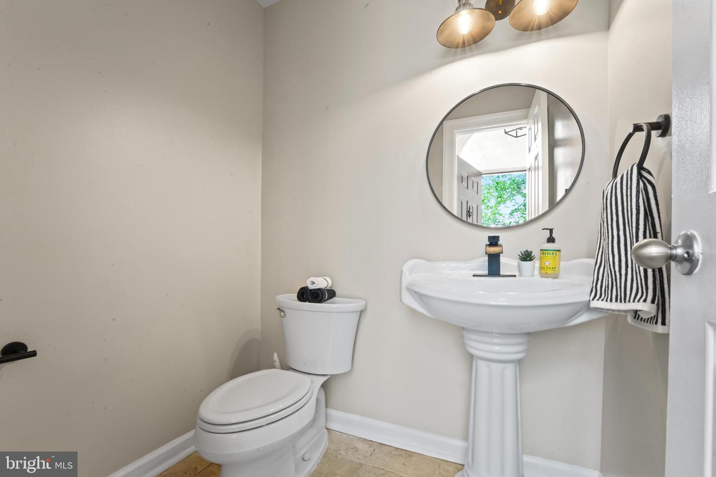15575 LEBOURGET CT, WOODBRIDGE, Virginia 22193, 4 Bedrooms Bedrooms, ,3 BathroomsBathrooms,Residential,For sale,15575 LEBOURGET CT,VAPW2092212 MLS # VAPW2092212