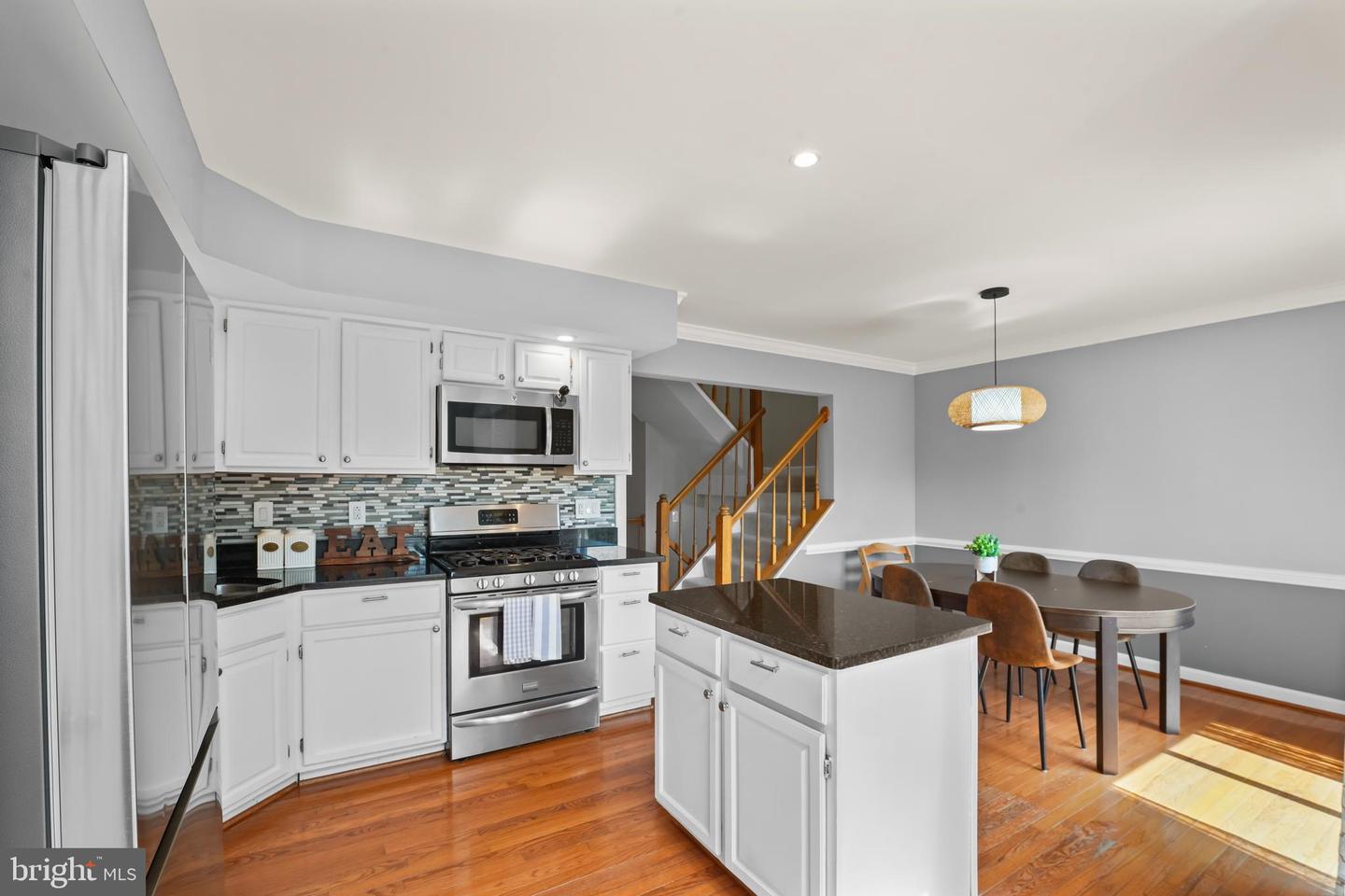 15575 LEBOURGET CT, WOODBRIDGE, Virginia 22193, 4 Bedrooms Bedrooms, ,3 BathroomsBathrooms,Residential,For sale,15575 LEBOURGET CT,VAPW2092212 MLS # VAPW2092212