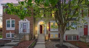 15575 LEBOURGET CT, WOODBRIDGE, Virginia 22193, 4 Bedrooms Bedrooms, ,3 BathroomsBathrooms,Residential,For sale,15575 LEBOURGET CT,VAPW2092212 MLS # VAPW2092212