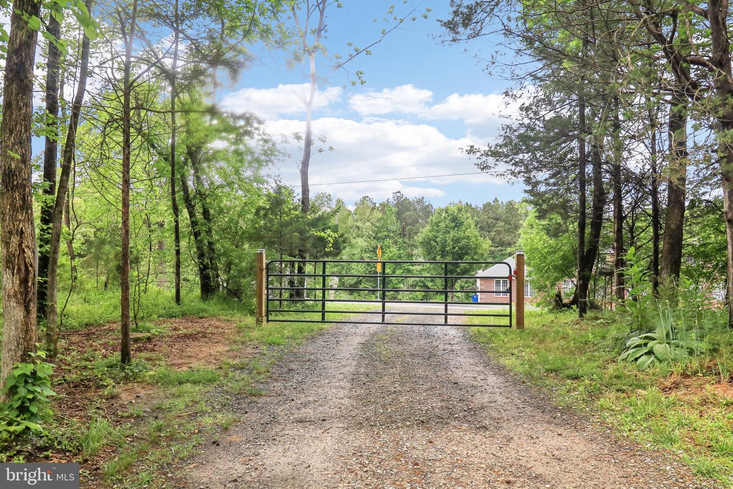 7102 CEDON RD, WOODFORD, Virginia 22580, 3 Bedrooms Bedrooms, ,2 BathroomsBathrooms,Residential,For sale,7102 CEDON RD,VACV2008000 MLS # VACV2008000