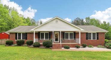 7102 CEDON RD, WOODFORD, Virginia 22580, 3 Bedrooms Bedrooms, ,2 BathroomsBathrooms,Residential,For sale,7102 CEDON RD,VACV2008000 MLS # VACV2008000