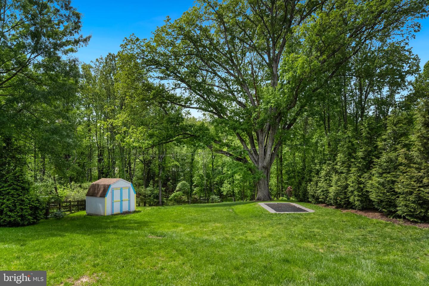 9850 JERRY LN, VIENNA, Virginia 22180, 6 Bedrooms Bedrooms, ,6 BathroomsBathrooms,Residential,For sale,9850 JERRY LN,VAFX2234702 MLS # VAFX2234702