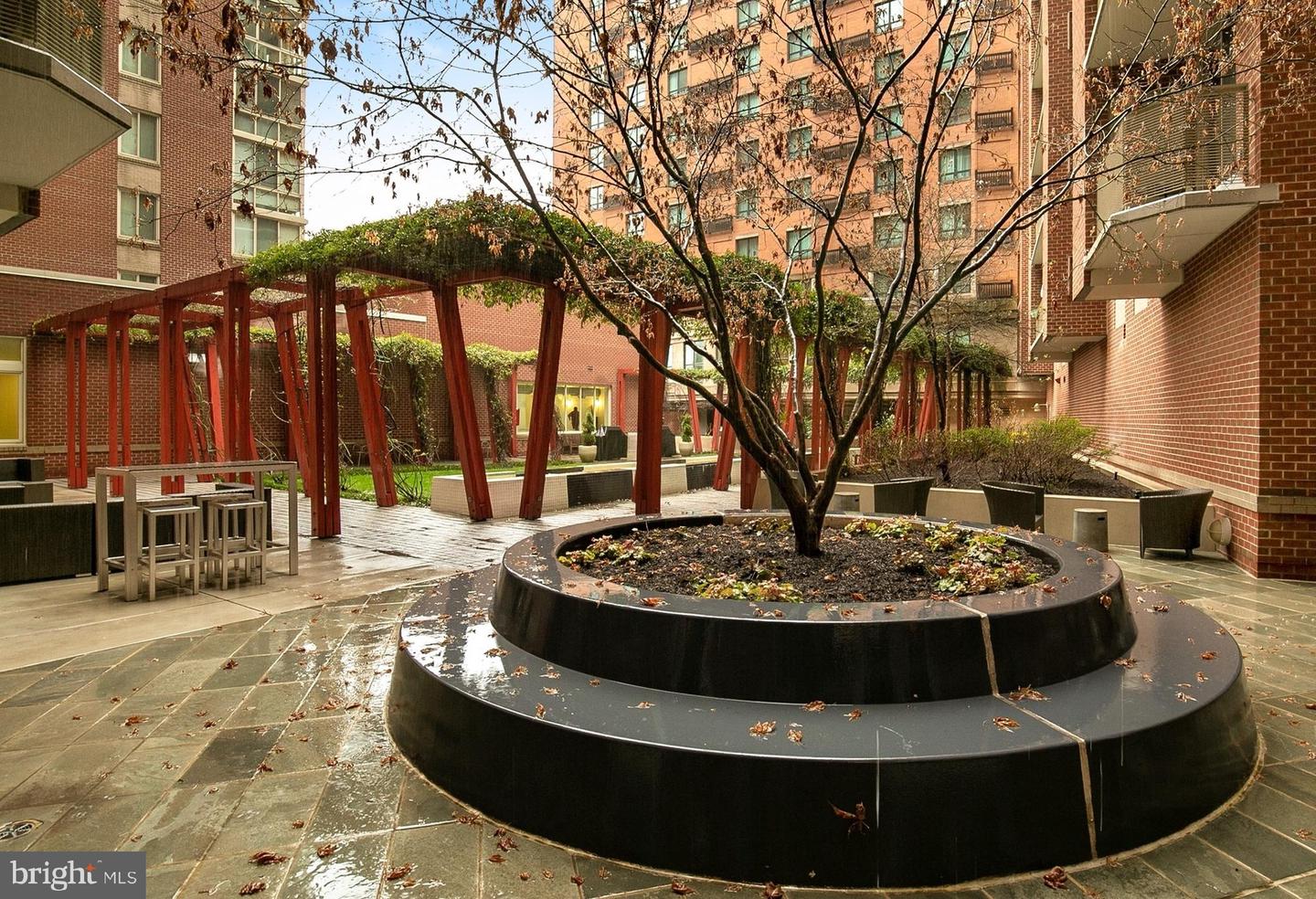 1000 NEW JERSEY AVE SE #608, WASHINGTON, District Of Columbia 20003, 1 Bedroom Bedrooms, ,1 BathroomBathrooms,Residential,For sale,1000 NEW JERSEY AVE SE #608,DCDC2195922 MLS # DCDC2195922