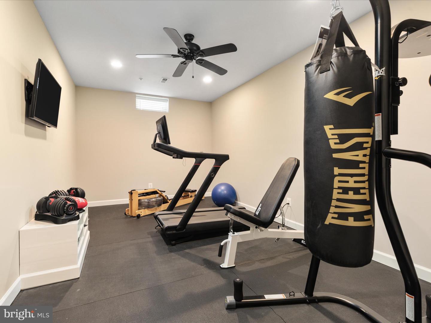 14475 BLUFF POINT CT, GAINESVILLE, Virginia 20155, 5 Bedrooms Bedrooms, ,4 BathroomsBathrooms,Residential,For sale,14475 BLUFF POINT CT,VAPW2092368 MLS # VAPW2092368