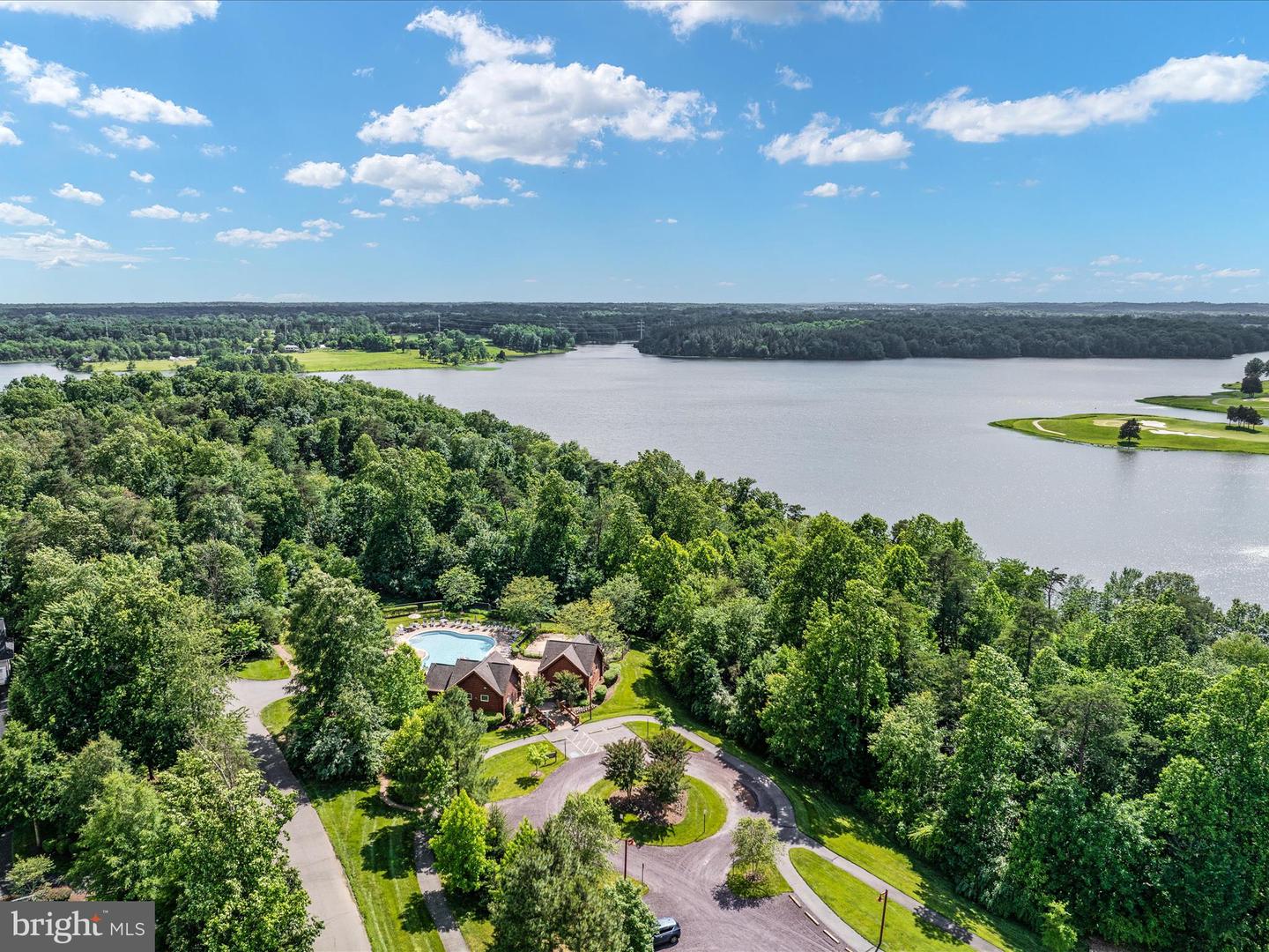 14475 BLUFF POINT CT, GAINESVILLE, Virginia 20155, 5 Bedrooms Bedrooms, ,4 BathroomsBathrooms,Residential,For sale,14475 BLUFF POINT CT,VAPW2092368 MLS # VAPW2092368