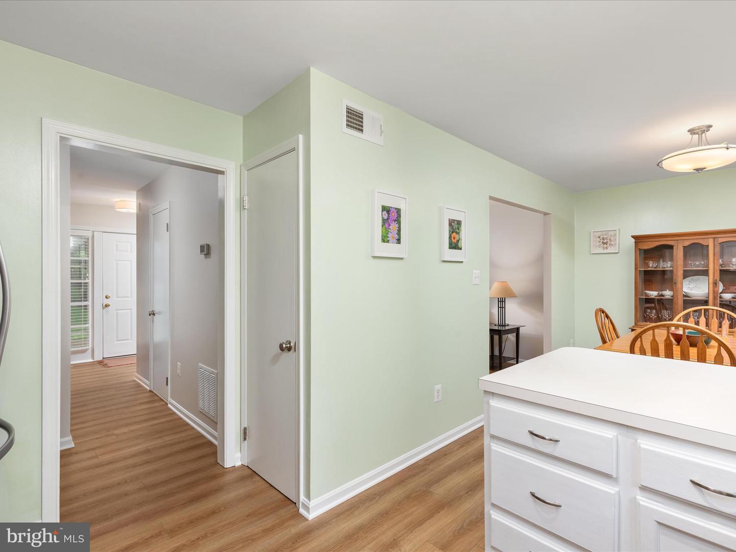 2272 GUNSMITH SQ, RESTON, Virginia 20191, 4 Bedrooms Bedrooms, ,2 BathroomsBathrooms,Residential,For sale,2272 GUNSMITH SQ,VAFX2235576 MLS # VAFX2235576