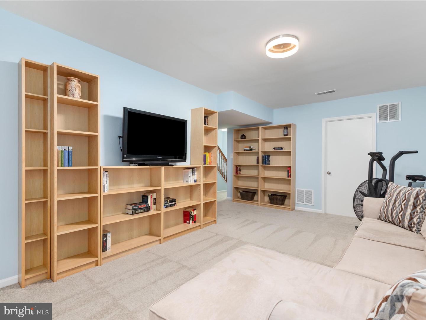 2272 GUNSMITH SQ, RESTON, Virginia 20191, 4 Bedrooms Bedrooms, ,2 BathroomsBathrooms,Residential,For sale,2272 GUNSMITH SQ,VAFX2235576 MLS # VAFX2235576