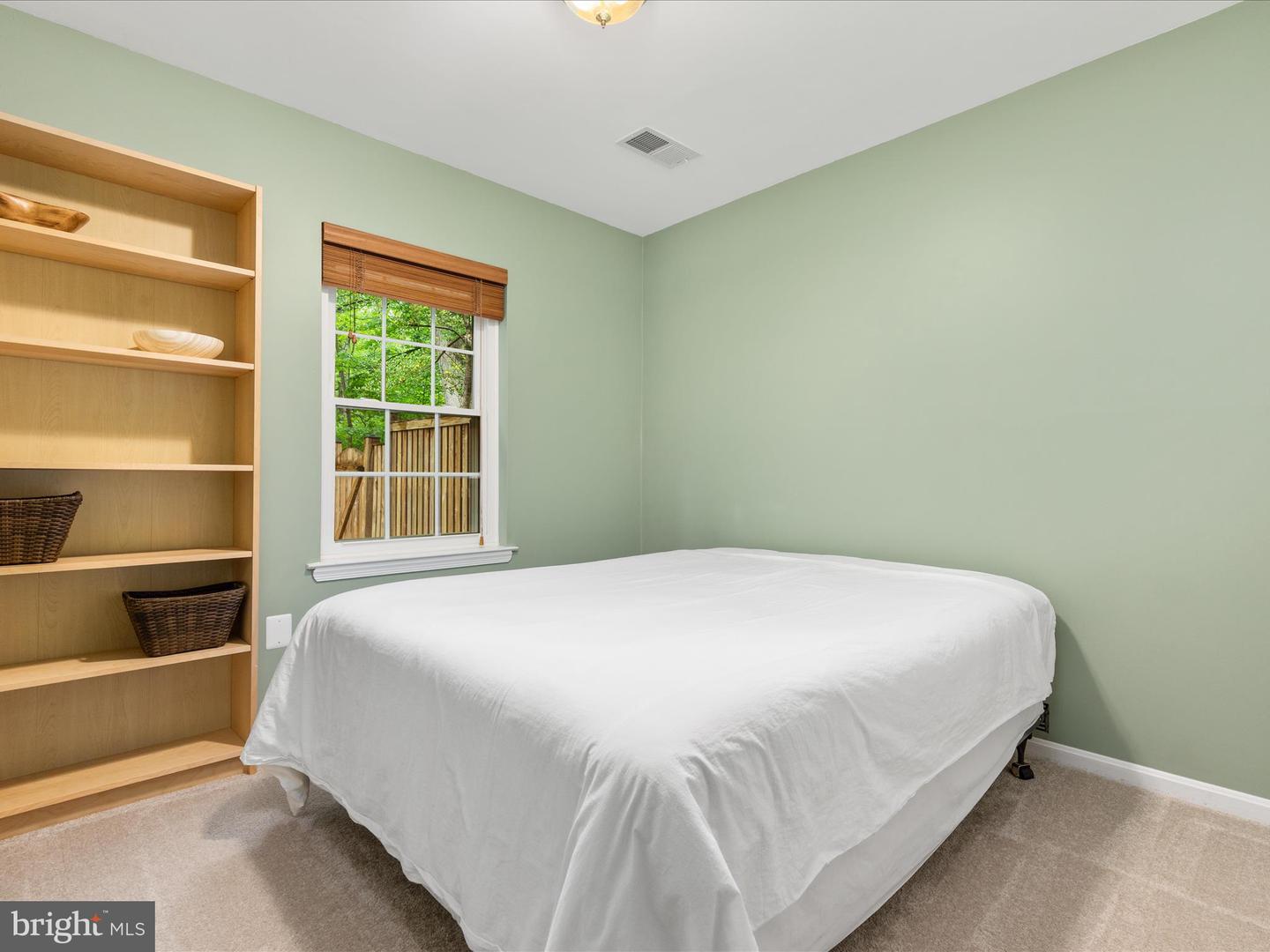 2272 GUNSMITH SQ, RESTON, Virginia 20191, 4 Bedrooms Bedrooms, ,2 BathroomsBathrooms,Residential,For sale,2272 GUNSMITH SQ,VAFX2235576 MLS # VAFX2235576