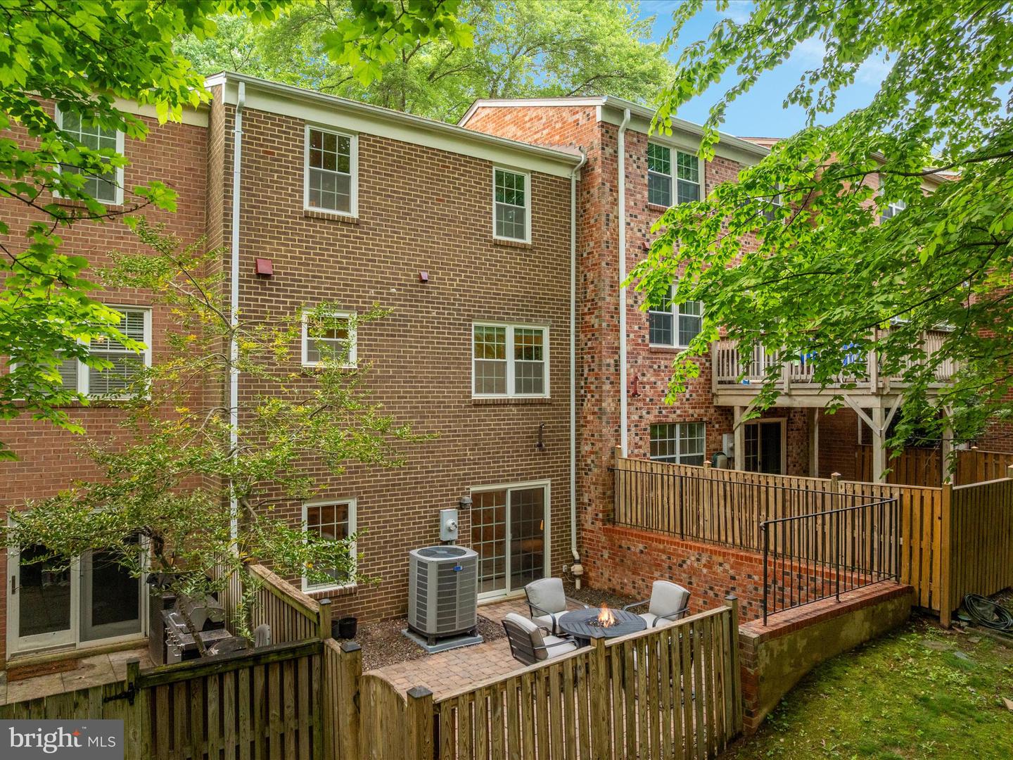 2272 GUNSMITH SQ, RESTON, Virginia 20191, 4 Bedrooms Bedrooms, ,2 BathroomsBathrooms,Residential,For sale,2272 GUNSMITH SQ,VAFX2235576 MLS # VAFX2235576