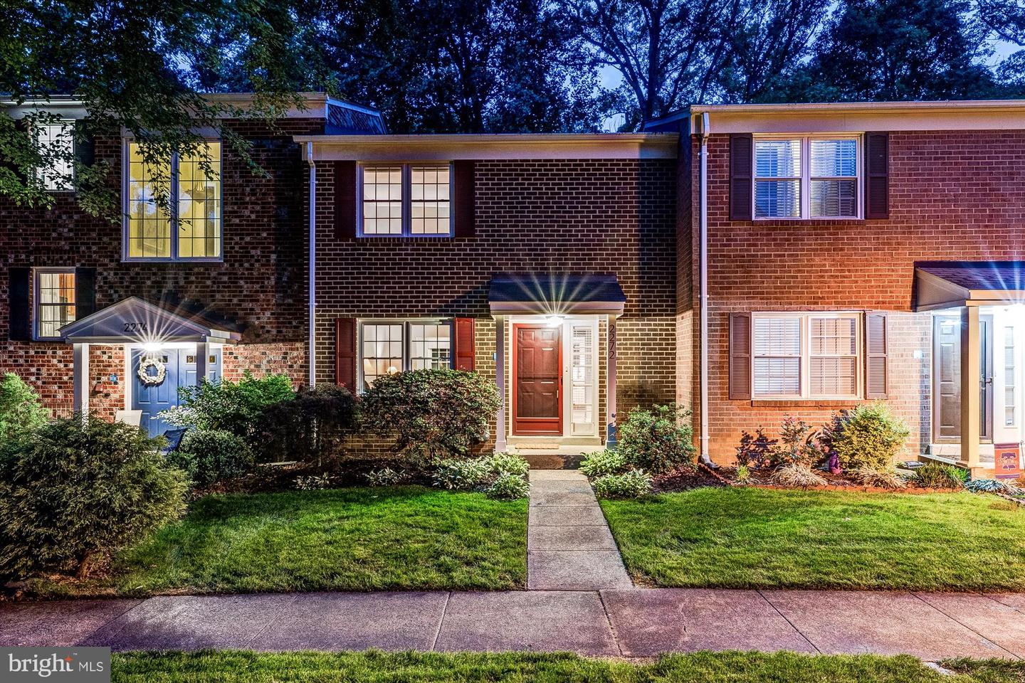 2272 GUNSMITH SQ, RESTON, Virginia 20191, 4 Bedrooms Bedrooms, ,2 BathroomsBathrooms,Residential,For sale,2272 GUNSMITH SQ,VAFX2235576 MLS # VAFX2235576